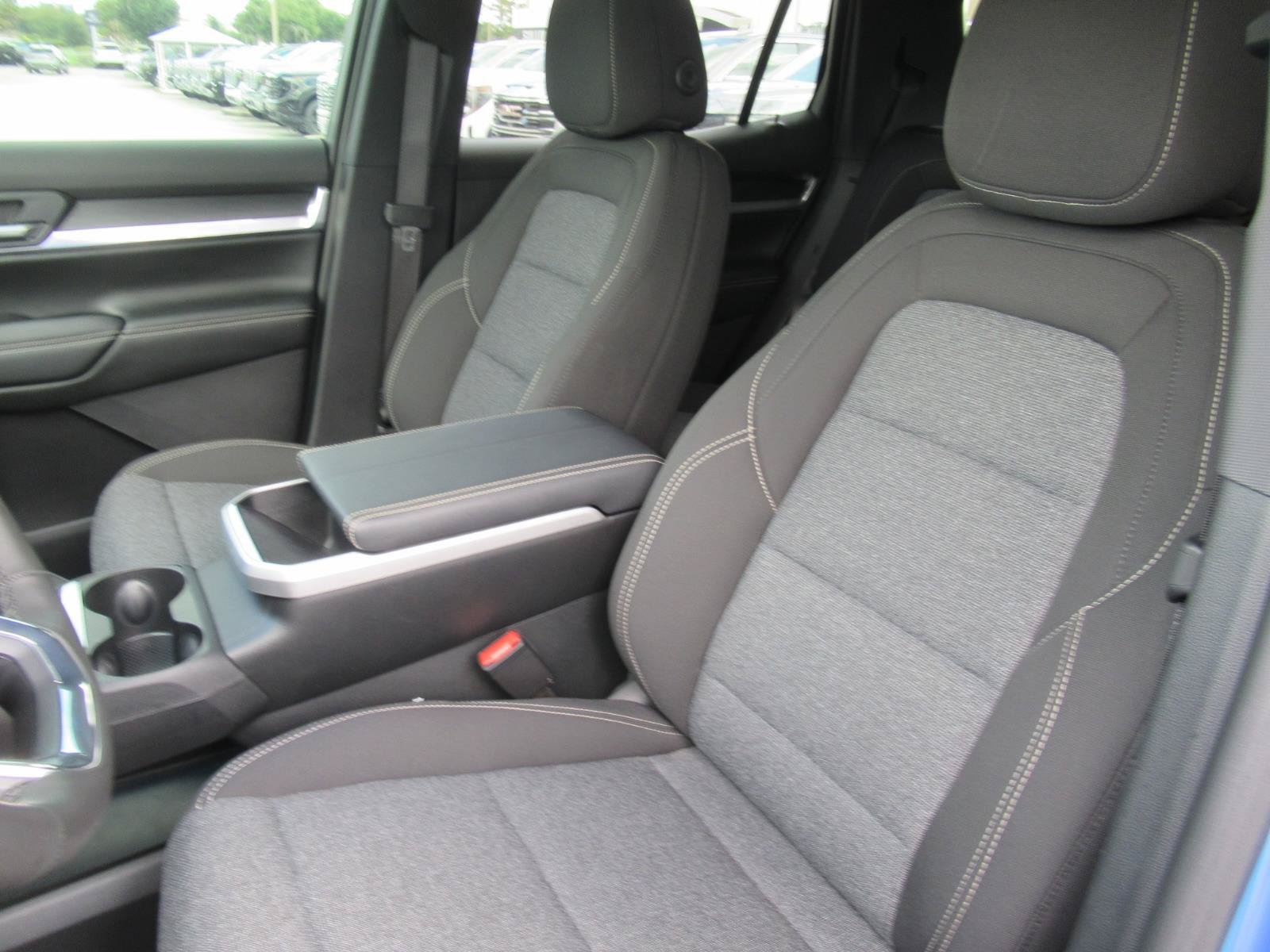 Used 2026 GMC Terrain Elevation w/ Black Edition FWD image 19