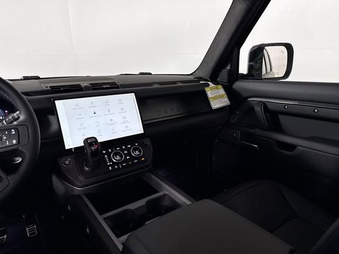 New 2026 Land Rover Defender 110 V8 AWD/4WD image 26