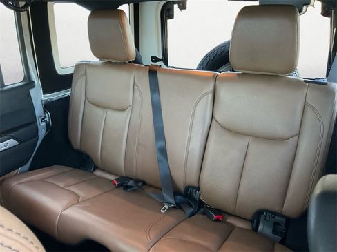 Used 2015 Jeep Wrangler Unlimited Sahara w/ Dual Top Group image 9