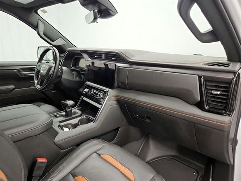 Used 2023 GMC Sierra 1500 AT4 w/ AT4 Premium Package image 37
