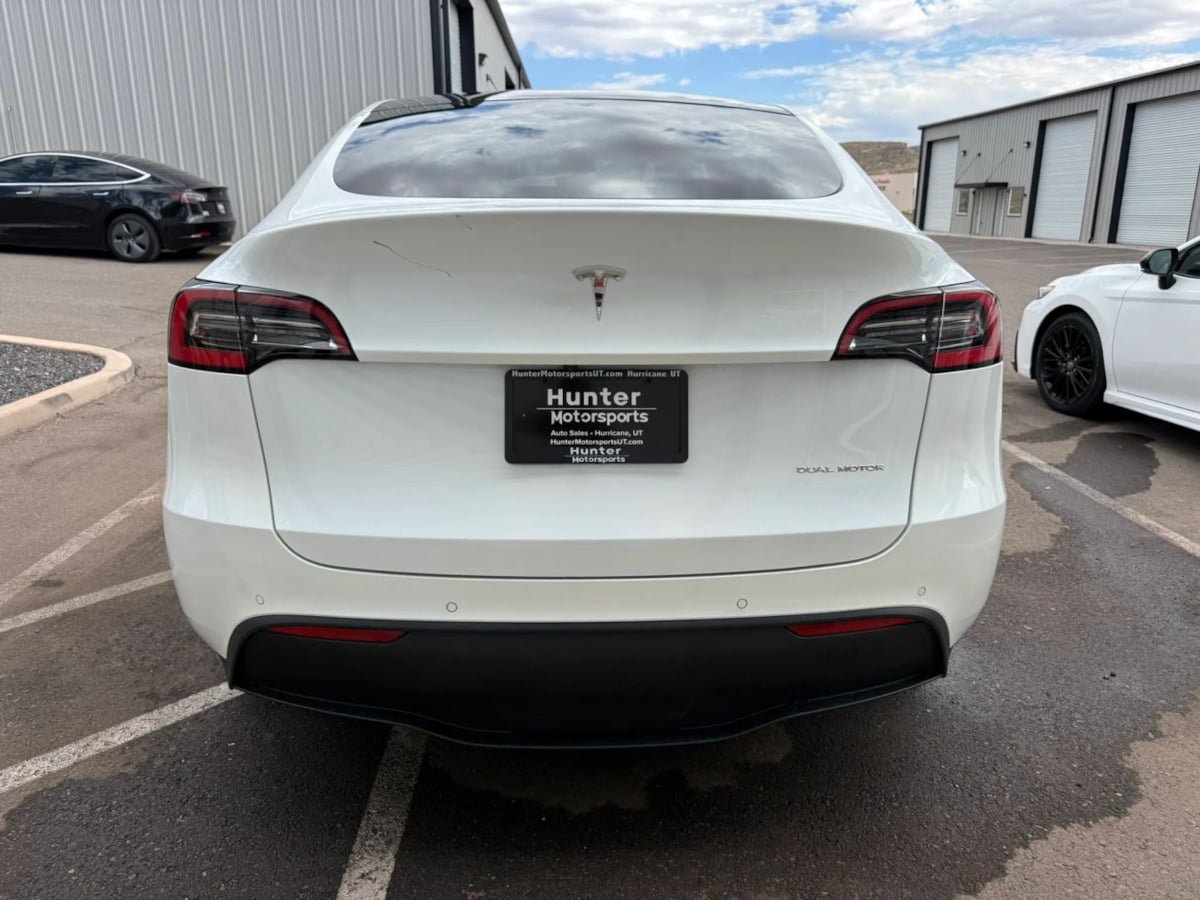 Used 2021 Tesla Model Y Long Range AWD/4WD image 6