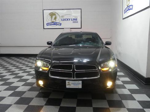 Used 2014 Dodge Charger R/T image 2