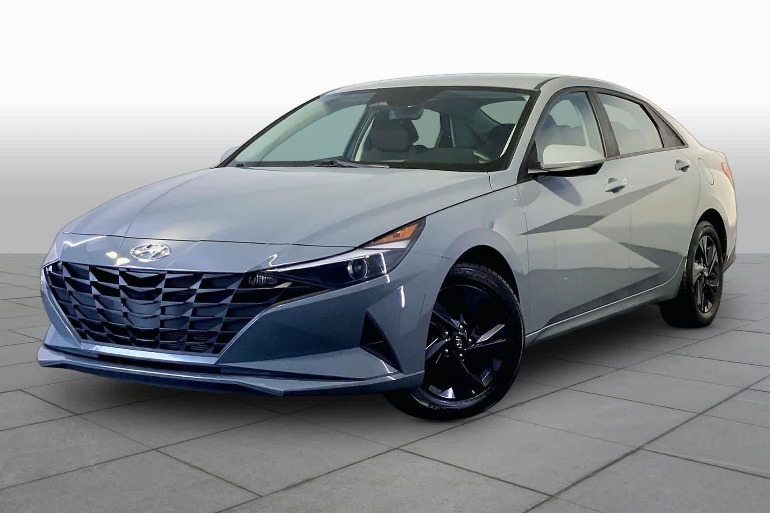 Used 2023 Hyundai Elantra SEL FWD image 1