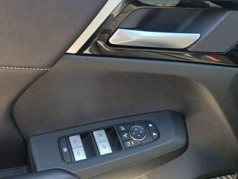 New 2025 Mitsubishi Outlander AWD image 22