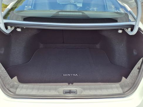 Used 2026 Nissan Sentra SV w/ SV Convenience Package FWD image 19