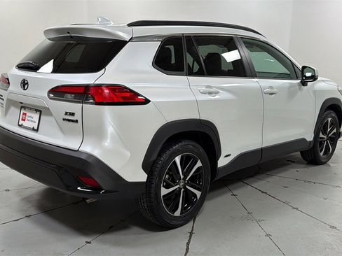 Certified 2024 Toyota Corolla Cross XSE w/ Convenience Package image 5