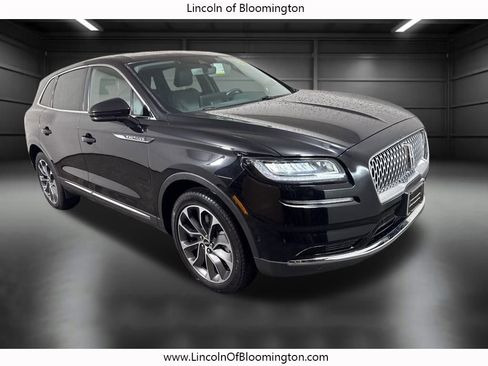 Certified 2022 Lincoln Nautilus Reserve w/ Equipment Group 201A image 11