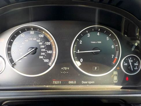 Used 2011 BMW 528i Sedan image 12