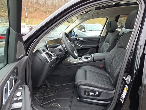 New 2026 BMW X7 xDrive40i image 9