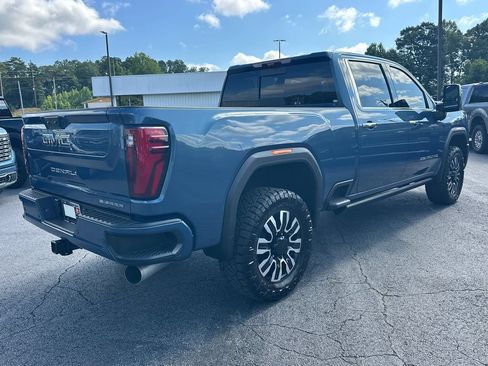 Used 2025 GMC Sierra 2500 Denali Ultimate AWD/4WD image 6