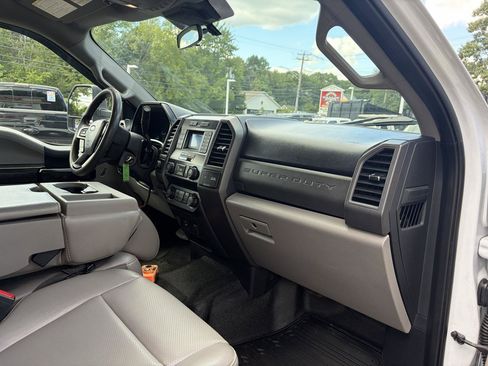 Used 2020 Ford F350 XL w/ Power Equipment Group AWD/4WD image 33