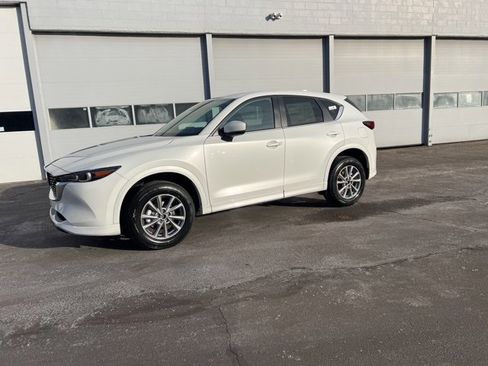 New 2025 MAZDA CX-5 AWD 2.5 S w/ Select Package image 16