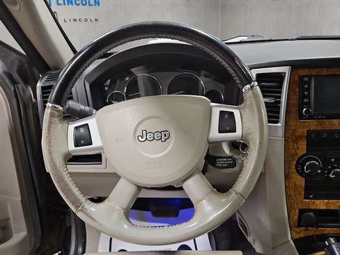 Used 2008 Jeep Grand Cherokee Limited w/ Quadra-Drive II 4X4 Group image 13