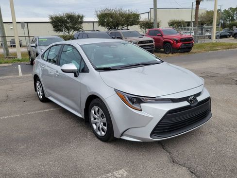 New 2026 Toyota Corolla LE image 2