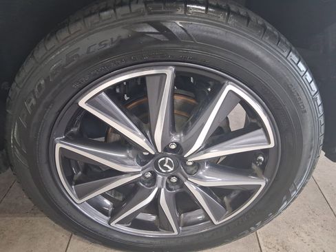 Used 2018 MAZDA CX-5 Touring w/ Preferred Equipment Package image 9