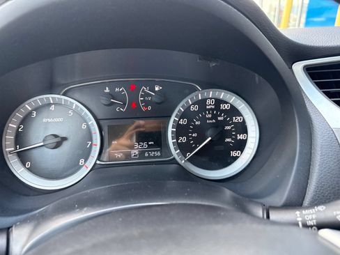 Used 2013 Nissan Sentra SV FWD image 24
