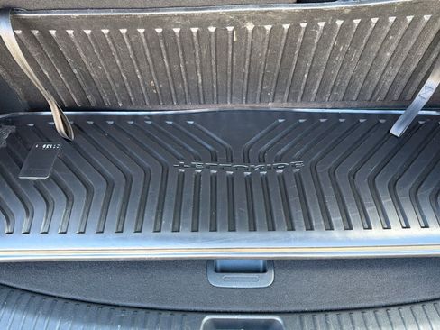 Used 2022 Kia Telluride EX w/ EX Premium Package AWD/4WD image 18