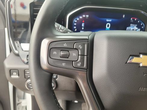 Used 2024 Chevrolet Silverado 2500 High Country w/ High Country Premium Package AWD/4WD image 34