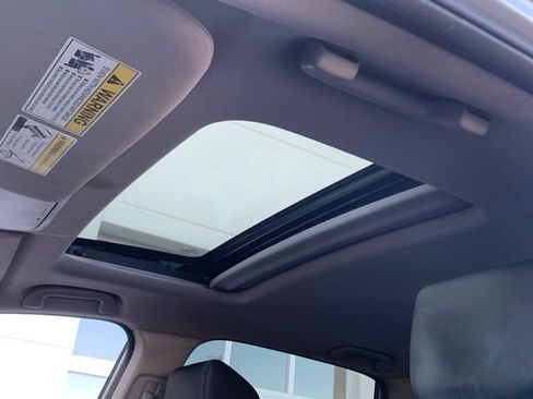 Used 2019 Honda CR-V EX-L image 9