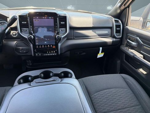 Used 2026 RAM 2500 Big Horn AWD/4WD image 30