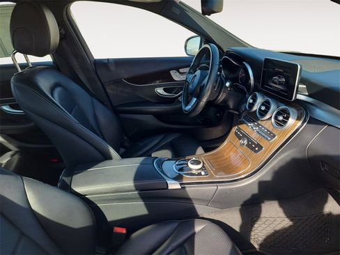 Used 2018 Mercedes-Benz C 300 4MATIC Sedan image 15