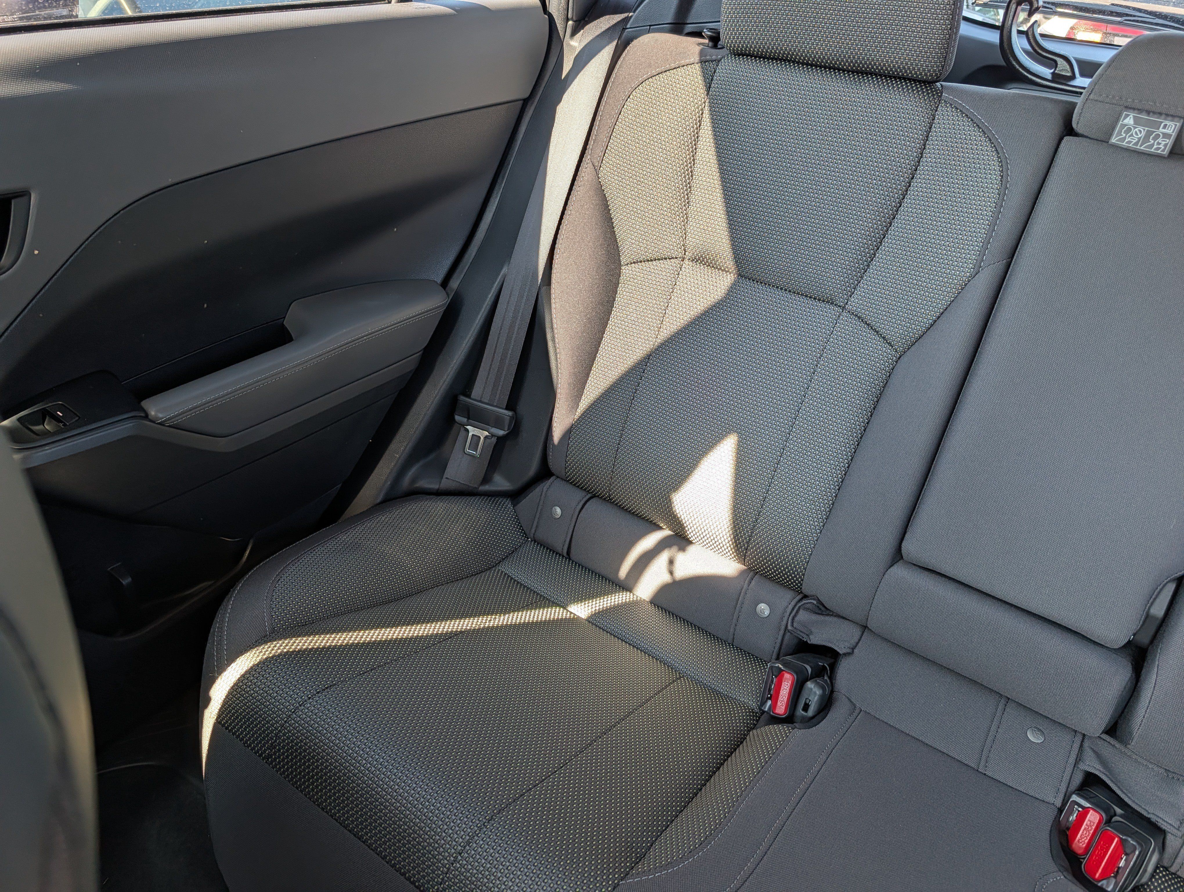 Used 2024 Subaru Crosstrek 2.0i Premium AWD/4WD image 12