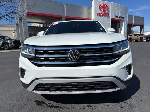 Used 2023 Volkswagen Atlas Cross Sport SE image 6