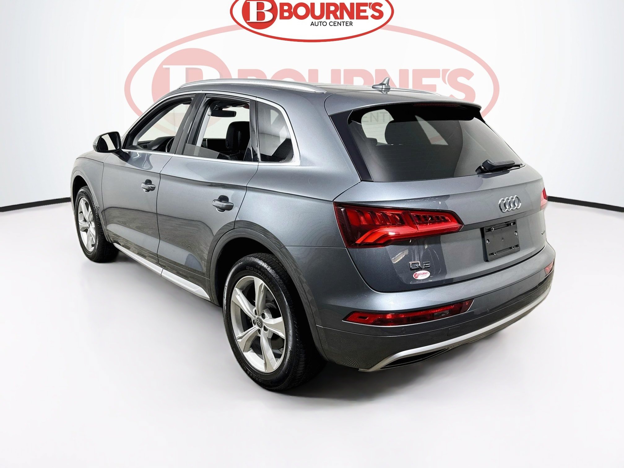 Used 2020 Audi Q5 2.0T Premium Plus w/ Premium Plus Package AWD/4WD image 9