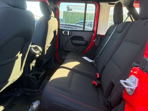 Used 2023 Jeep Wrangler Unlimited Rubicon w/ Steel Bumper Group image 16