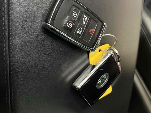 Used 2019 Land Rover Range Rover Sport HSE AWD/4WD image 9