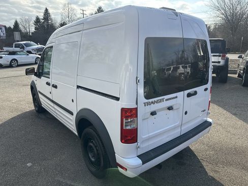 Used 2013 Ford Transit Connect XLT image 4