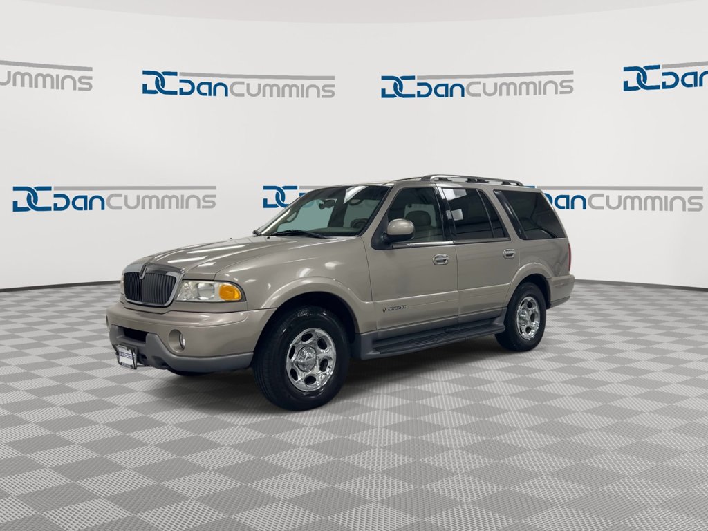 Used 2001 Lincoln Navigator 4WD image 4