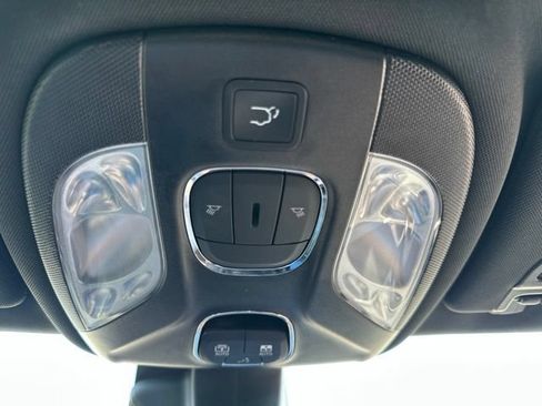 Used 2025 Jeep Compass Limited w/ High Altitude Package AWD/4WD image 12