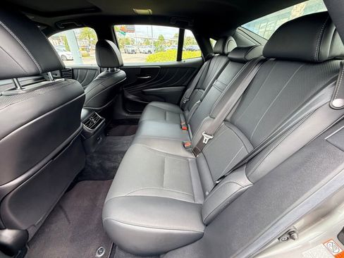 Used 2021 Lexus LS 500 w/ Accessory Package (Z2) image 18