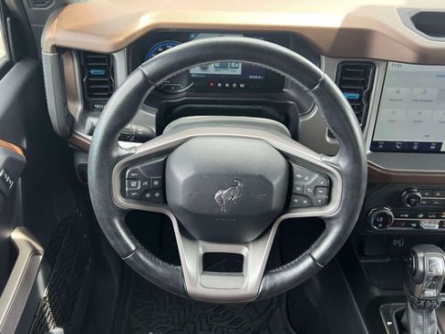 Used 2023 Ford Bronco Outer Banks AWD/4WD image 18
