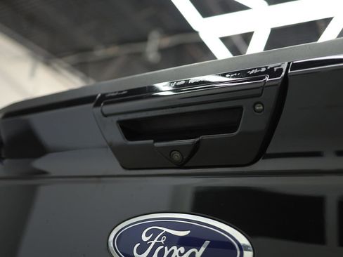 Used 2020 Ford F150 Lariat w/ Equipment Group 502A Luxury image 10