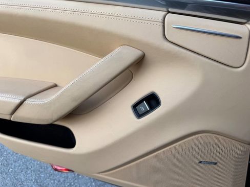 Used 2010 Porsche Panamera Turbo image 20