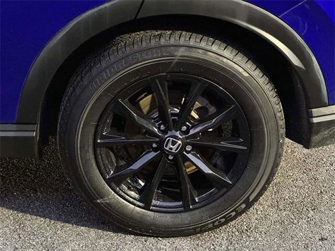 Used 2025 Honda CR-V Sport image 11