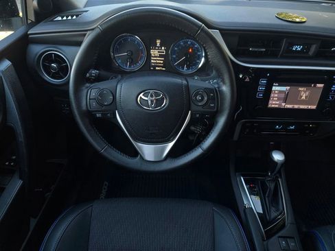 Used 2019 Toyota Corolla SE image 13