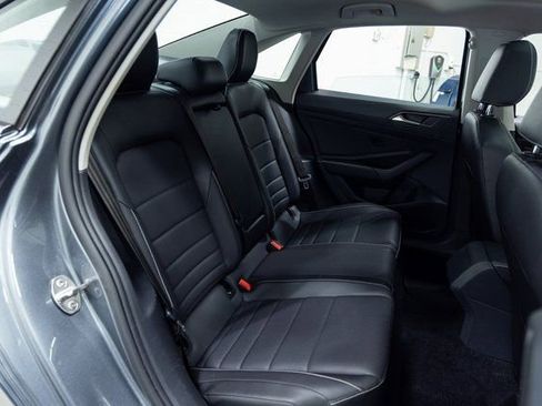Used 2024 Volkswagen Jetta SE image 25