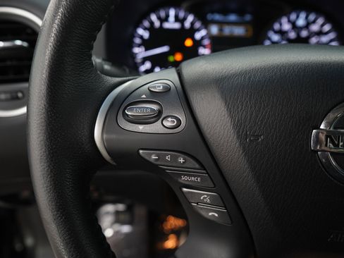 Used 2014 Nissan Pathfinder SL w/ SL Premium Package AWD/4WD image 28