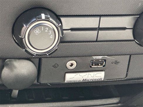 Used 2014 Ford F150 XLT AWD/4WD image 18