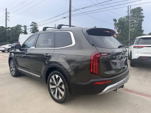 Used 2020 Kia Telluride S w/ S 8 Passenger Seating Package FWD image 7