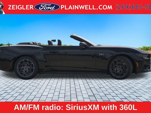 Used 2025 Ford Mustang GT Premium w/ GT Performance Package RWD image 6