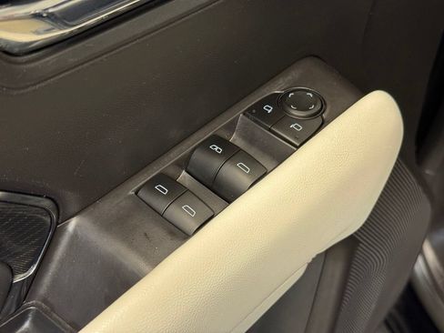 Used 2023 GMC Canyon AT4X AWD/4WD image 12