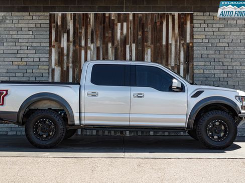 Used 2017 Ford F150 Raptor w/ Equipment Group 802A Luxury AWD/4WD image 8