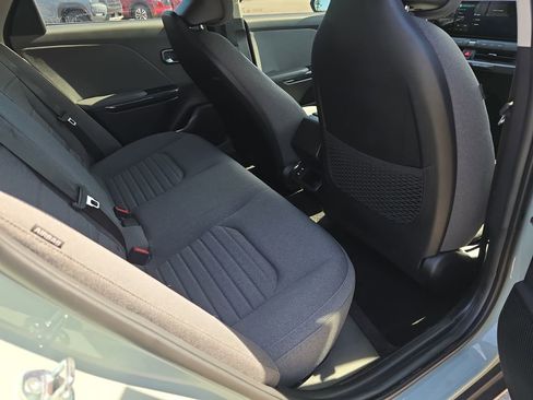 Used 2025 Kia K4 EX image 14
