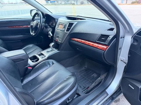 Used 2012 Subaru Outback 3.6R Limited w/ Moonroof Pkg image 19