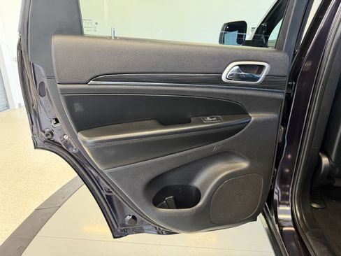 Used 2020 Jeep Grand Cherokee Limited image 45