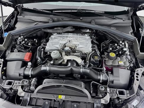 New 2026 Jaguar F-PACE SVR image 32